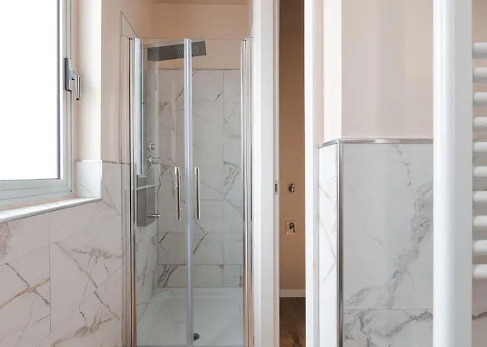 Appartamento Corso Italia Con Balcone Nel Cuore Di *